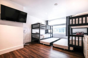 Spacious Apartment in Piccadilly Sleep 6 VRB